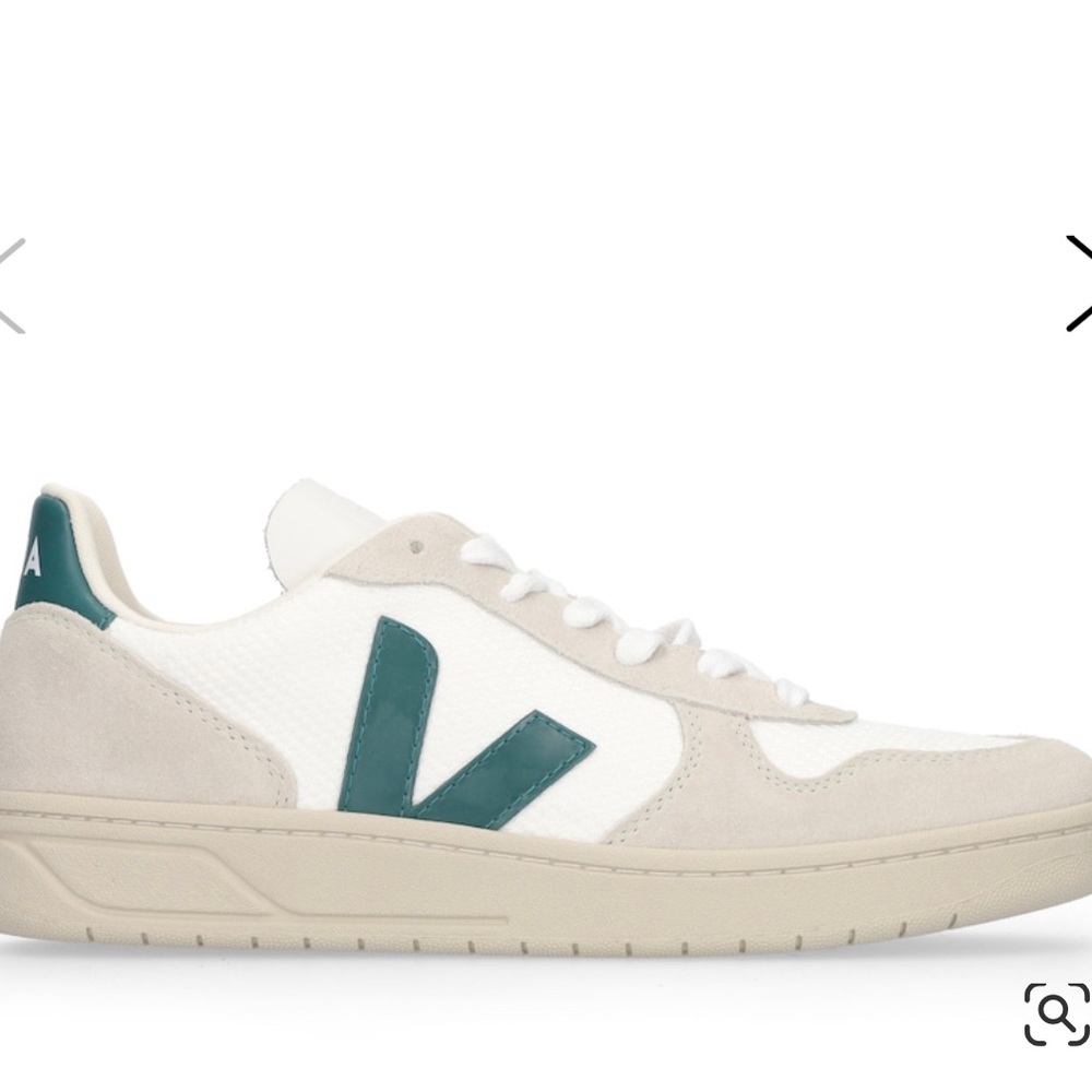 Vejas V-10 Brittany Sneaker
